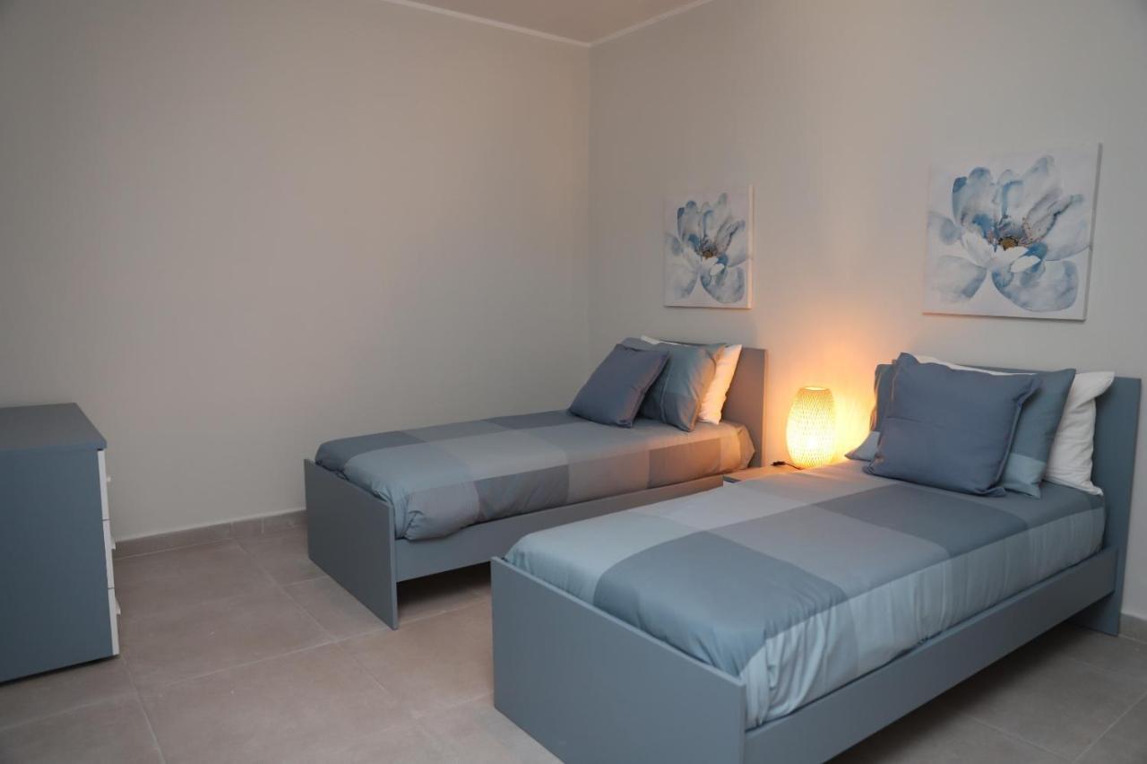 Lovely Holiday Home Next To Bus Terminus St. Paul's Bay Esterno foto